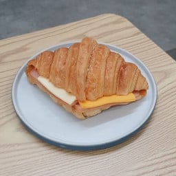 French Ham Cheese Croissant