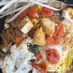 ผัดไทยลุงหนุ่ม