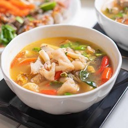 ต้มแซ่บเอ็นไก่