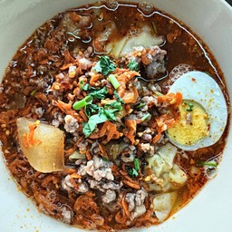 เกี๊ยวน้ำหมูแดงโบราณน้ำพิเศษ