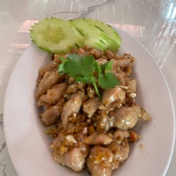 ไก่กระเทียม