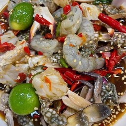 เหลาปูม้ากุ้งสด