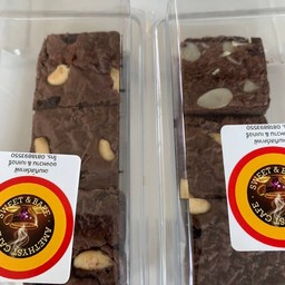 อเมทิสต์ คาเฟ่ เขาชีจรรย์ (Amethyst Cafe Khao Chi Chan) ไม่มี