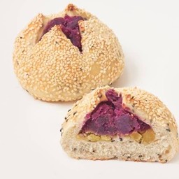 Sesame Sweet Potato Bun