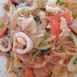 สุกี้ทะเลรวม