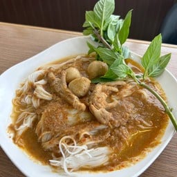 ขนมจีนบุฟเฟ่ต์ แม่ปานฉัตร สาขาบางแก้ว