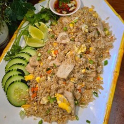 ข้าวผัดหมู🚩จานใหญ่