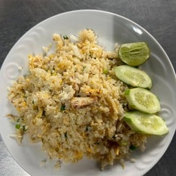 เจ๊แดงปักษ์ใต้ ข้าวผัดปู ริมน้ำ