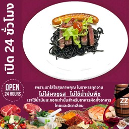 วากิวสะโพกย่างสไลด์+ใส้กรอกหมู ทานกับสปาเก็ตตี้ซ้อสหมึกดำ