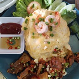 ข้าวไข่ข้น สามชั้นคั่วพริกเกลือ