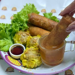 ชุดอิ่มคู่ ปอเปี๊ยะxขนมจีบ