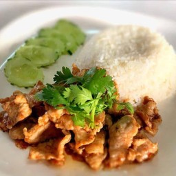 ข้าวไก่กระเทียม