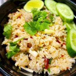 ข้าวผัดต้มยำ
