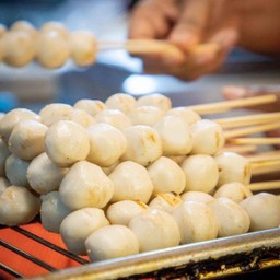 ลูกชิ้นปลาเยาวราช