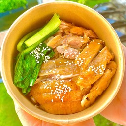 เทอริยากิหมี่ล้นชาม