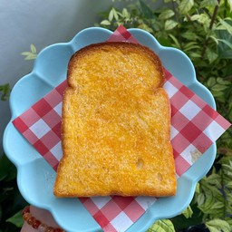 ปังเหมียวเนย+น้ำตาล