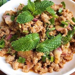 ลาบหมูสับ
