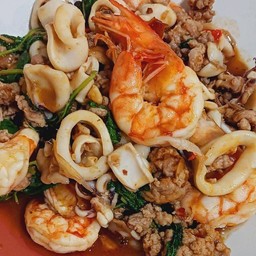 กะเพรารวมมิตร