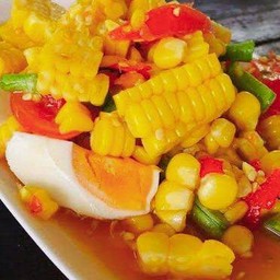 ตำข้าวโพดไข่เค็ม