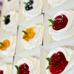 เค้กเบอร์รี่ครีมสด