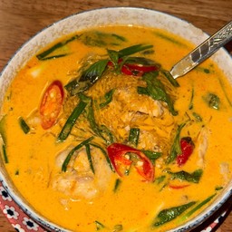 แกงไก่ใส่วุ้นเส้น