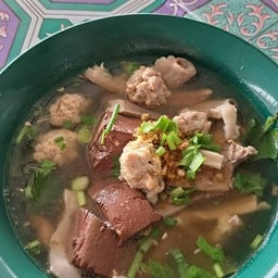 หลักสองคาเฟ่&อาหารตามสั่ง