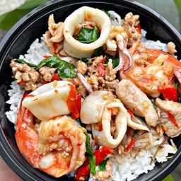 ข้าวกะเพรา (รวมมิตร)