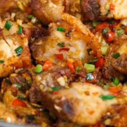 หมูกรอบพริกเกลือ