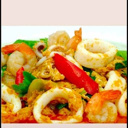 ข้าวราดผัดผงกะหรี่