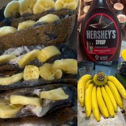 บ้าบิ่นมะพร้าวอ่อน+กล้วย+เฮอร์ชีส์ ช็อกโกแลต ไซรัป