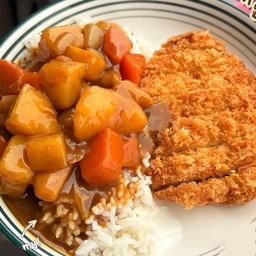 แกงกระหรี่หมูทอดทงคัตสึ