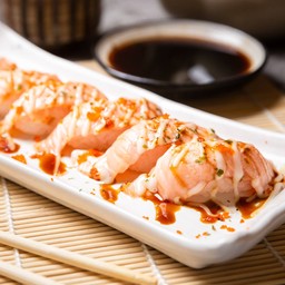 ซูชิแซลมอนเบิร์น