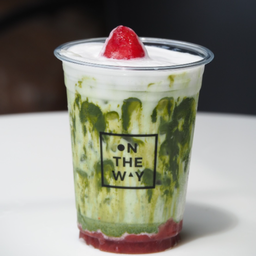 สตอว์เบอรี่มัชฉะลาเต้