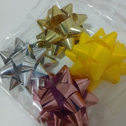 โบว์พลาสติกเล็ก4 ห่อของขวัญ เหลืองทองเงินชมพู (สต้อก1)