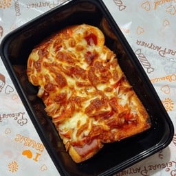 ปังพิซซ่าไส้กรอกชีส