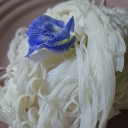 ขนมจีนเปล่า