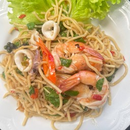 สปาเก็ตตี้ผัดขี้เมา(รวมมิตร)