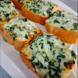 ปังผักโขม