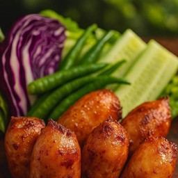 ชุดไส้กรอกอีสาน ผักสด