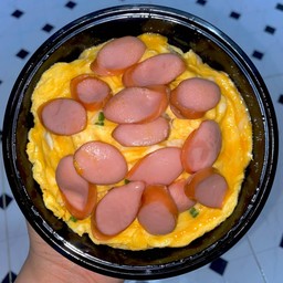 ข้าวไข่ข้น+ไส้กรอกรมควัน