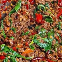 ข้าวราดกะเพราหมูสับ