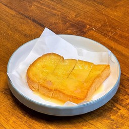 ปังปิ้งเนยนม