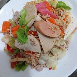ยำแซ่บคอนโด
