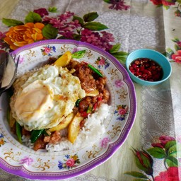 หน่อไม้ผัดพริกแกง(ไก่)