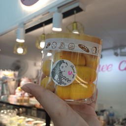 คุกกี้สับปะรดตัวหนอน