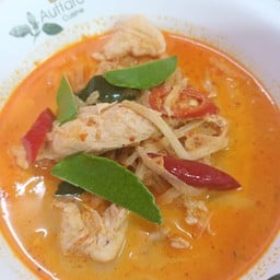 แกงคั่วไก่หน่อไม้สับ