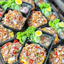 ข้าวไข่ข้นหมูสับทรงเครื่อง