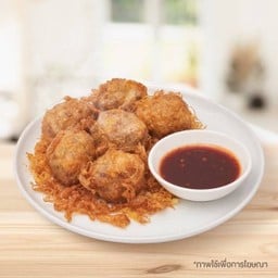 หมูก้อนทอดกระเทียมพริกไทย