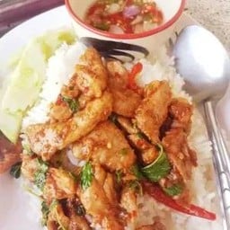ครัวน้ายอด - หน้าตลาดฉัตรไชยหัวหิน