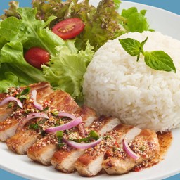 ข้าวน้ำตกหมูย่าง